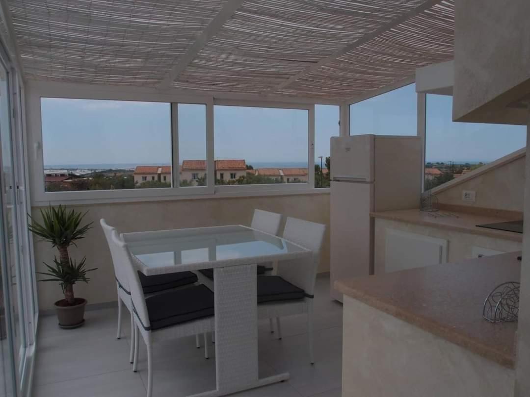 Sulle Tracce Di Montalbano Vila Ragusa Exterior foto